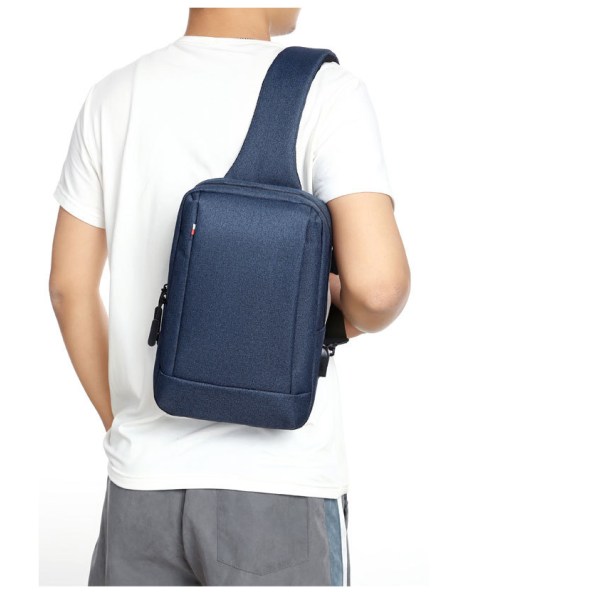 bröstväska med en axel för män blue