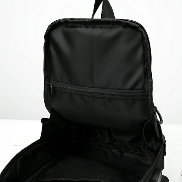 Stöldskydds- USB Crossbody Multifunktion PVC-väska gray 19*8*30cm