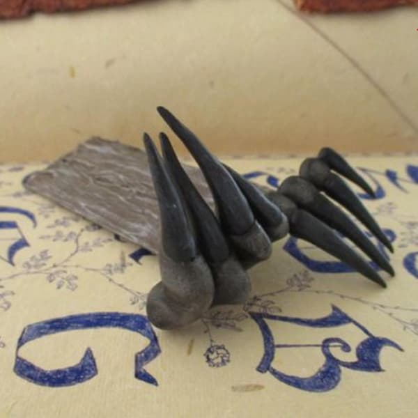 Resin Devil Claw bokmärke Halloween dekoration 1pc