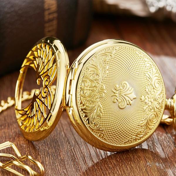 1st Gold Heart Double Wings Hollow Out Design romerska siffror