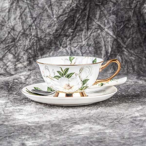 Europeiskt keramiskt set Brittiskt set