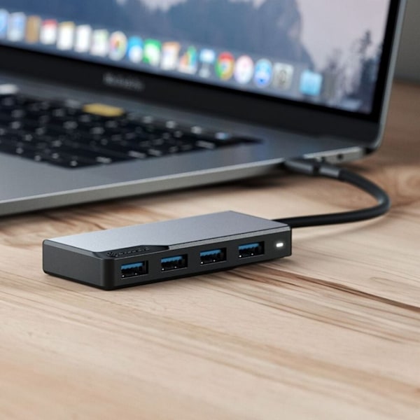 ALOGIC USB-C Fusion SWIFT 4-i-1-hubb Space Gray