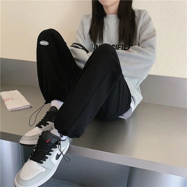 Bundle Feet Harem Bukser Kvinder Solid Causal Kvindebukser Løst tøj sort plus fløjl black plus velvet 4XL