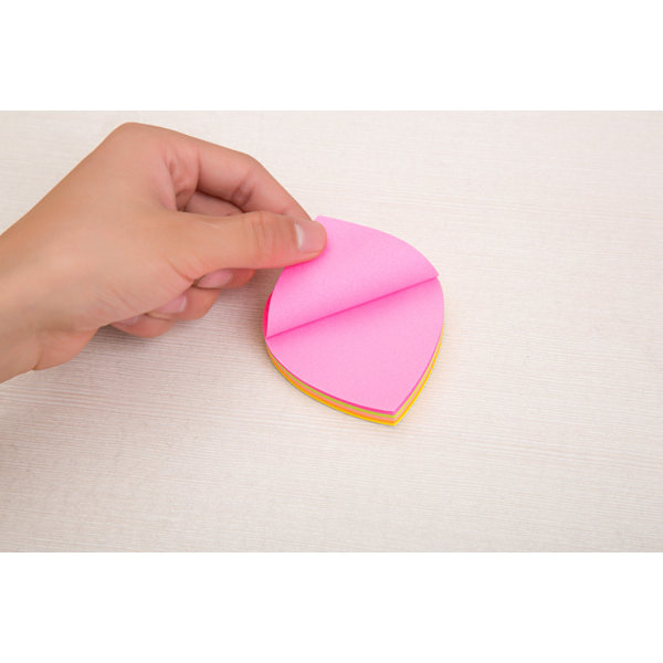 6 kuddar Sticky Notes Hjärtformade, blandade färger Love Self-Stick Notes Self Stick Post Memo för Home School Office, 600 ark, 3*3 cm