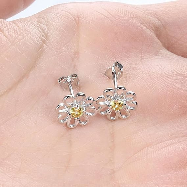 Daisy ørehænger til kvinder flickor 925 sterlingsølv Cubic Zirconia blomsterstudsørhæng