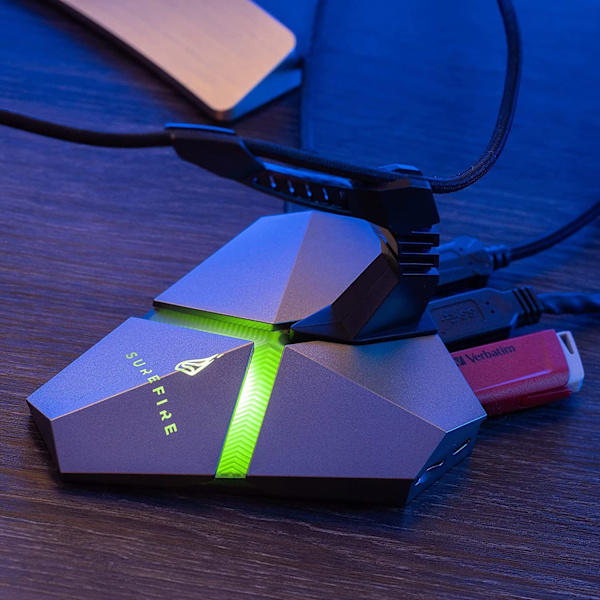 Gaming Hub: USB 3.0, Micro SD & Stabil Metallbas Silver