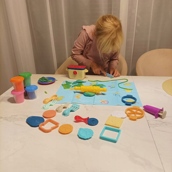 Stort leksaksset med pastaspruta, Toy Toast och Modeling Clay multifärg