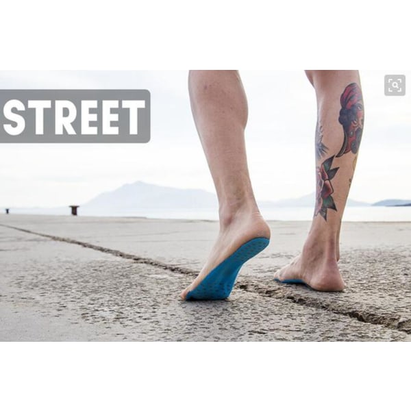 Skydda dina fötter på stranden med vattentåliga sulor! Blue M
