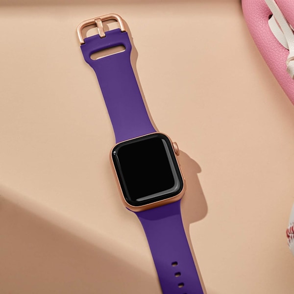 Kompatibel med Apple Watch-armband 49mm 45mm 44mm 42mm 41mm 40mm 38mm, mjukt silikon sport ersättningsband med klassiskt spänne för iWatch-serien 04 Purple/Lavender 38/40/41 mm