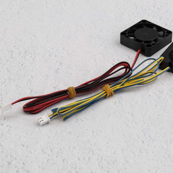 Be In Your Mind 2 st 40x40x10mm 4010 Värmeelementfläktar 12VDC Extruder Hot End Fläkt & Turbo Fläkt Med 2-Pin Kontakt Kompatibel Med Ender 3/Ender 3 Black