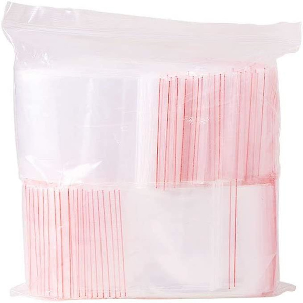 Paket med 500 st transparenta plastpåsar med dragkedja 5x7cm Tjocklek: 0,05mm