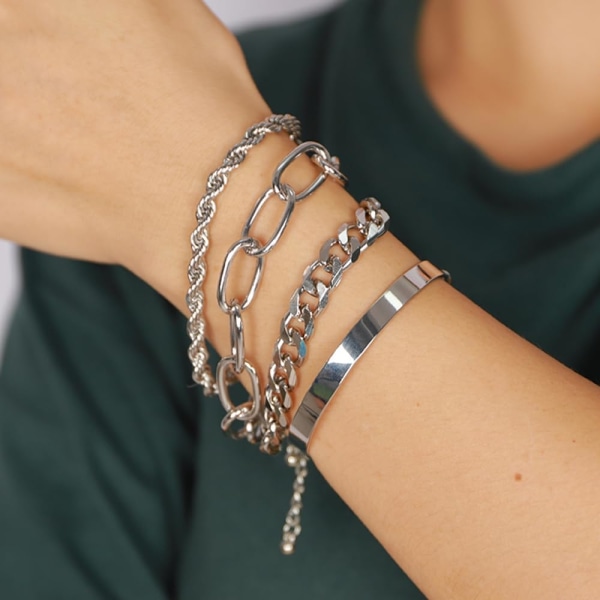 Sæt med 4 delikate boho-armbånd i guld og sølv til kvinder - justerbare, moderigtige chunky flade kabelkæde-armbånd i punk-stil - smykker til kvinder og piger - gave Silver