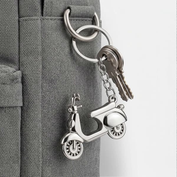 Retro Scooter Nøglering – Legering Elektrisk Charm – til Mænd Kvinder Stilfuld Gave Grey B