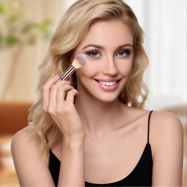 7 stk. makeupbørstesæt - kunstfiber med bløde børster - til foundation og concealer Black & Gold