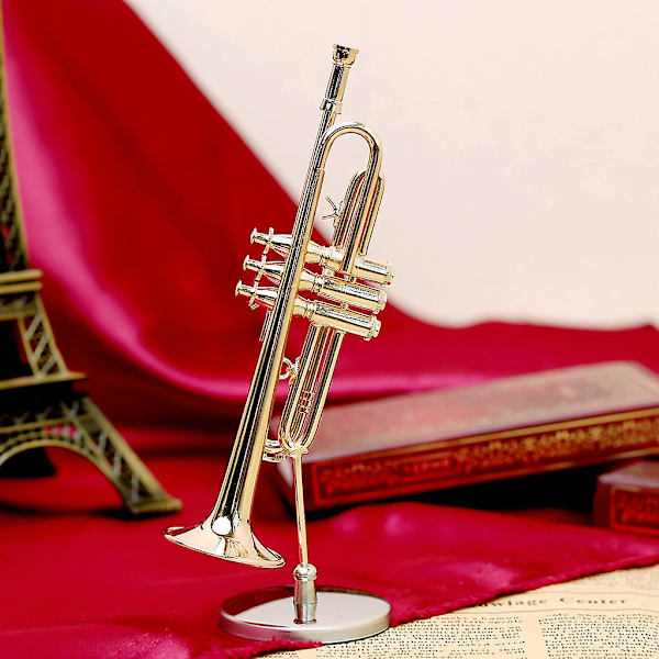Miniatyyritrumpetti, kullattu minikokoinen musiikkimallin soitin koriste (6,5 cm)