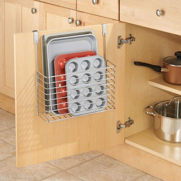 Hengende oppbevaringskurv over skapet - Stål bakeware-arrangør og skjærebrettholder - Utmerket kjøkkenoppbevaringsløsning - Krom Chrome Pack of 1