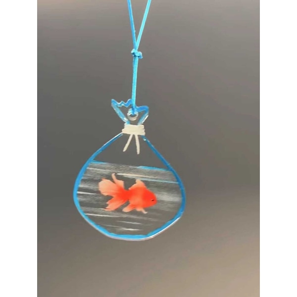 Läpikuultava pieni kultakala riipus, 5*6cm, 1kpl