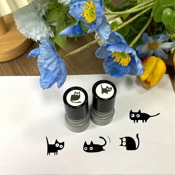 Sort Kat Stempel - Selvfarvende med Sødt Killingemønster - til Dagbøger og Kort B