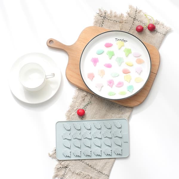 Høstblader Silikonform 2 stk 3D Bladformet Håndlaget Bakeform med 24 Kapasitet for DIY Cupcake-dekorasjoner