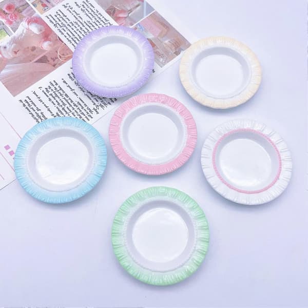 Multifunktionel Resin Miniaturebakke – Køleskabsmagnet & Klemmebase – til Dukkehus & Køkken – Macaron Gradientfarve White