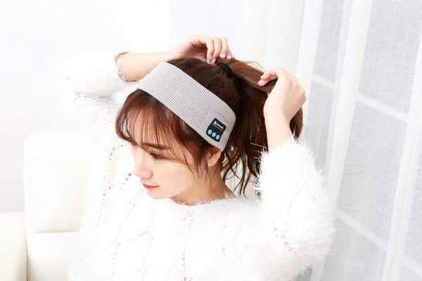 Sovhörlurar Bluetooth-pannband, justerbart mjukt sovhörlurar-pannband, långtids-spelhörlurar-band Ljusgrå