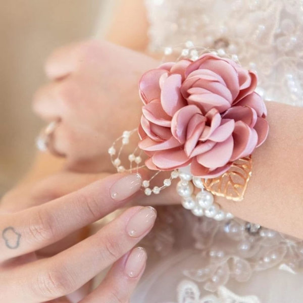 Ruusukimppu rannekoru,Kukka hää rannekoru rannekoru strassi ja helmi,Käsi kukka rannekoru Silkki ruusu Boutonniere Set häät morsius S