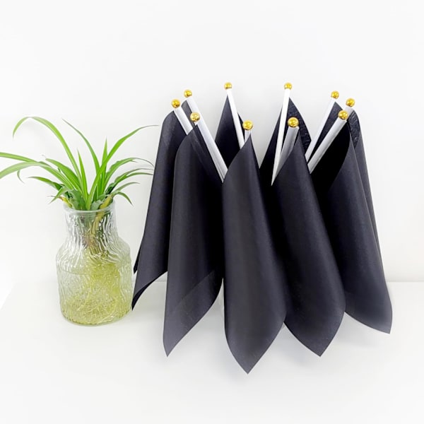 25-pack enfärgade svarta flaggor, små, enfärgade svarta DIY-flaggor på pinne, partydekorationer för parader, invigningar, barnkalas, firande av evenemang, Black