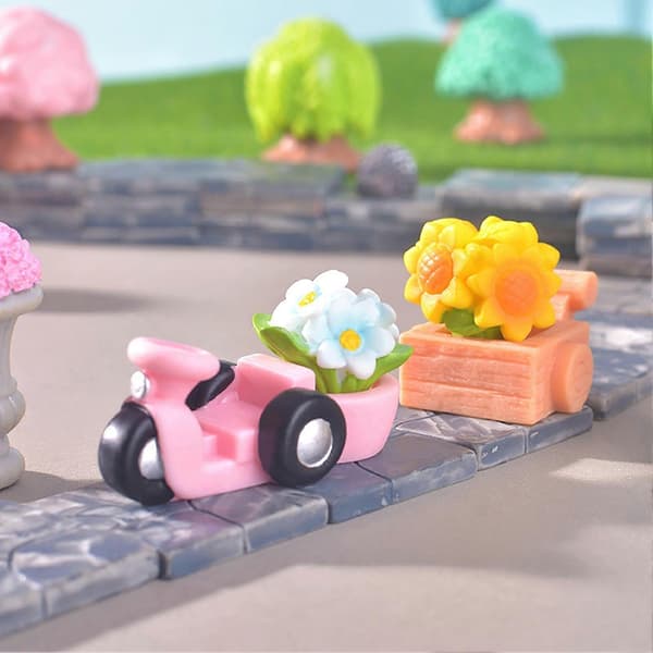 Miniature Blomsterfigur i Potte – 2 Stk. Harpiks – til Dukkehus & Eventyrhave E