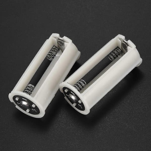 Serieforbindelse Sylindrisk 3x 1.5V AA Batteri Plastholder 5 stk