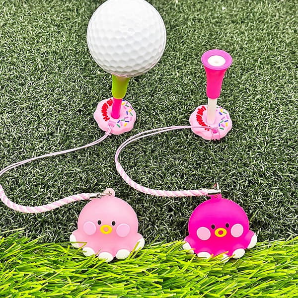 Blæksprutte Golf Tee Hanger Plast Anti Lost Golf Tee Ring med Rem Tab Forebyggelse Tee Holder Golf Pink