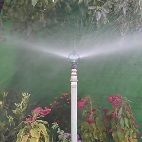 Fjärilsroterande sprinkler 360 grader för trädgård Gräsmatta Landskap Växthus Tillbehör Plast