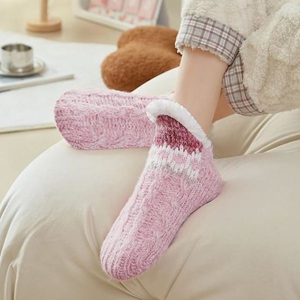 1 par tjocka vinterstrumpor i ull, mjuka halkfria vinterstrumpor, damtofflor med fluffiga strumpor, pälsstrumpor (ljusrosa)