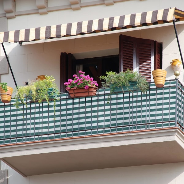 Staketskärm,0,9 x 5 m,Sekretessskärm för staket- och balkongräcken,UV-stabiliserad,Väderbeständig, Grön/Vit