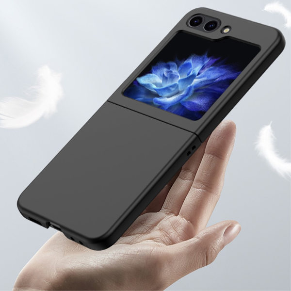 Hårdt cover med gummieret overflade til Samsung Galaxy Z Flip 5 Sort