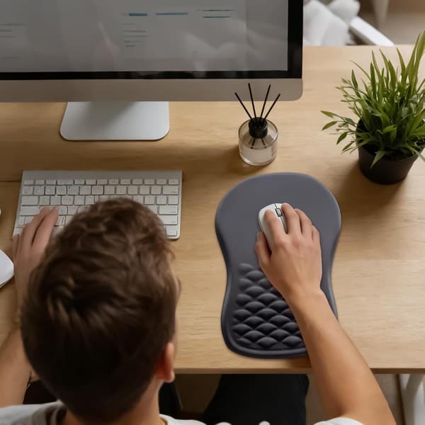 Computermusemåtte - Ergonomisk skridsikker hukommelsesskumstøtte med håndledsstøtte | Musemåtte til skrivebord, til bord, kontor, hjem, arbejde, spil, mænd, kvinder[DB] Black