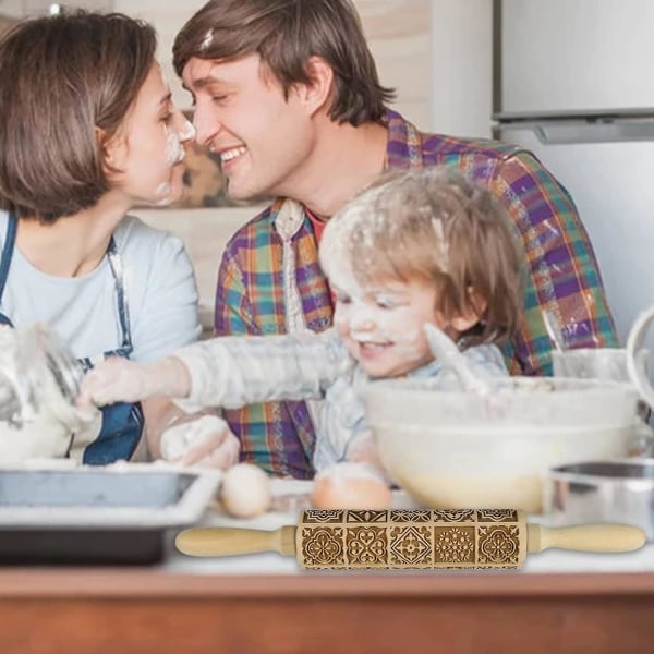 Tregulv av tre med mønster for baking - Mønstrede kaker (2 stk)