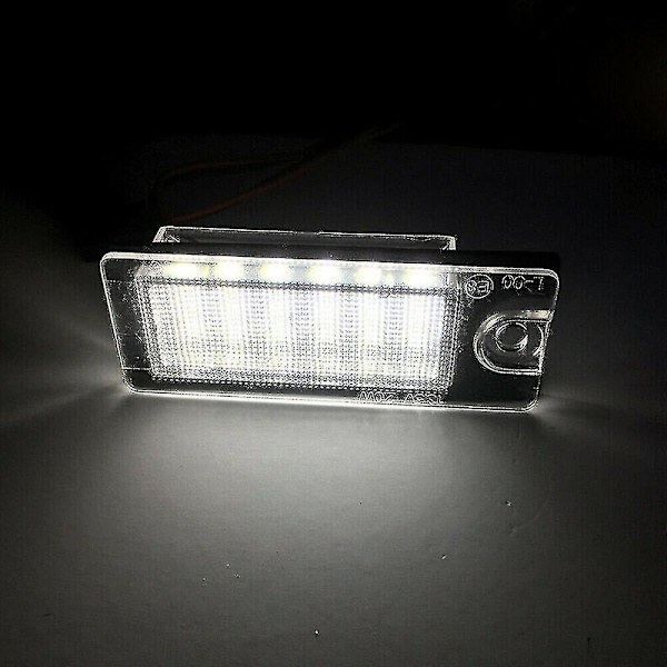 2 stk. Hvide LED-nummerpladelyspærer til Volvo S80 99-06 V70 Xc70 S60 Xc90 Dxy88 Nummerplade DB