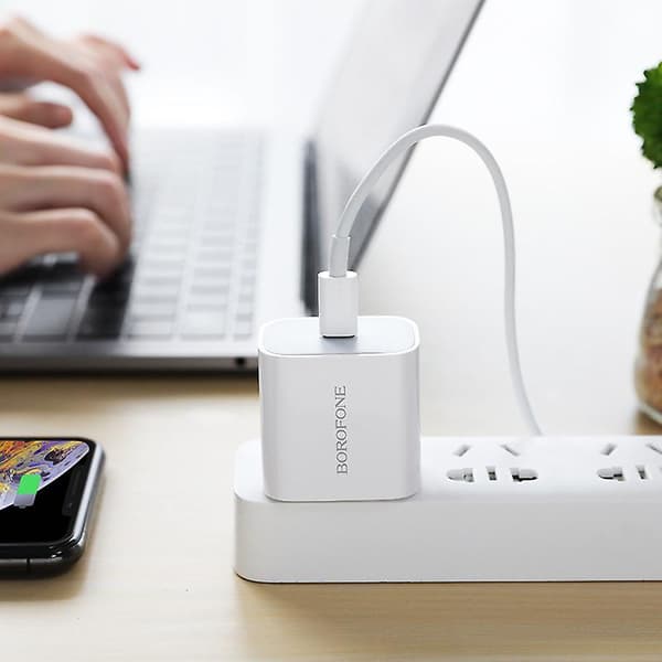 borofone BA38 Plus PD20W oplader til iPhone12 US standard hurtig opladningssæt [DB]
