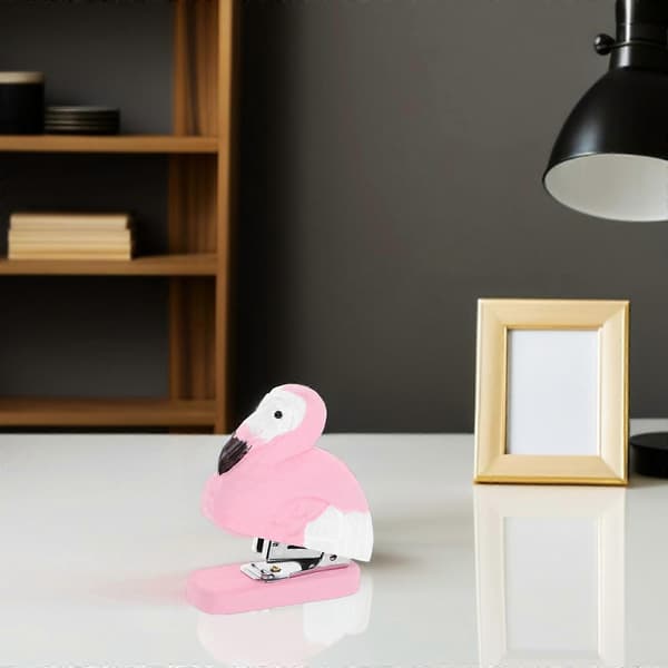 Flamingo stiftemaskin i tre for kontor med mini bærbar skrivebordstilbehør