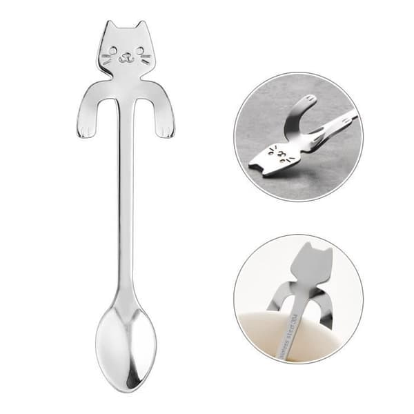 Sett med originale kattekaffeskjeer til dessert