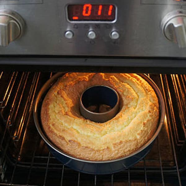 9\" Ringkageform, Kulstålform, Non Stick, 23 Cm  [dB}