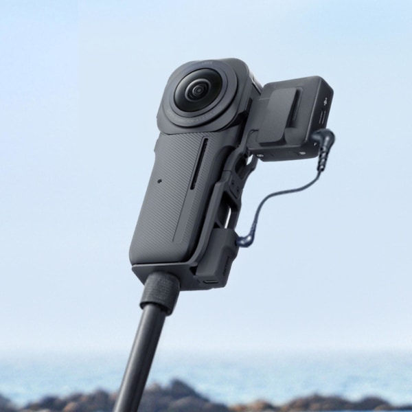 Kämmenmikrofonin tuki ja äänikaapeli mikrofoniteline Insta-360 One Rs:lle, laadukas alumiiniseos ja ABS-muovi