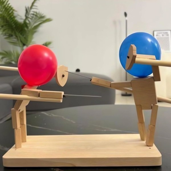 Balloon Bamboo Man Battle, 2024 nya handgjorda fäktdockor i trä, slagspel med trärobotar för 2 spelare, fartfyllt ballongkamppartyspel [DB] Wood Board Thickness 5 mm