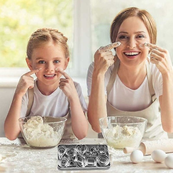30 stycken Mini Kakformar Mini Geometriska Former Kex Kakformar Rostfritt Stål för DIY Bakning [db]