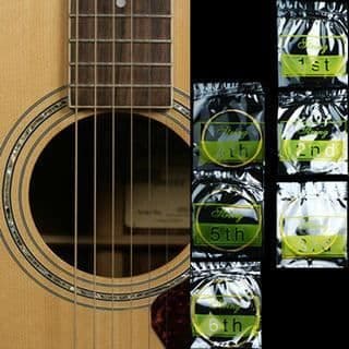 Set med 6 stålsträngar för akustisk gitarr, nya [DB]
