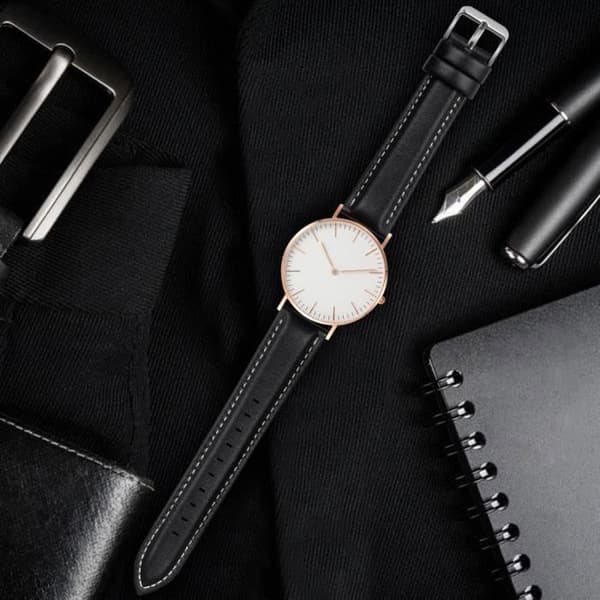 Fullmosa Ægte Læder Urrem til Smartwatches, 18mm, Quick Release til Mænd og Kvinder, Sort[DB]