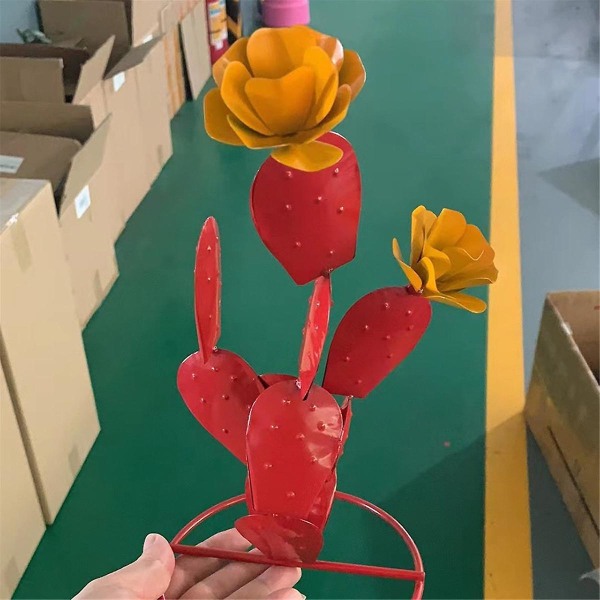 Metal Kaktus Yard Art Gaver - Kaktus Statue Ørken Dekoration, Metal Kaktus Med Blomster, Metal Plante Dekoration Rød