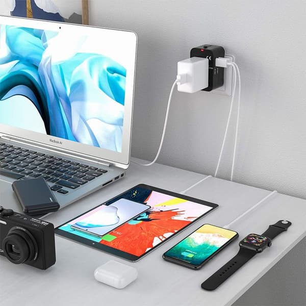 Reseadapter - JESWO - Universal - 2 USB-portar - Brandsäker - 200 länder