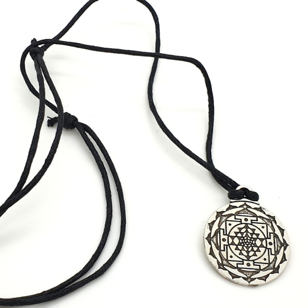 Pagan viking amulett hänge halsband Pegan viking necklace silver one size