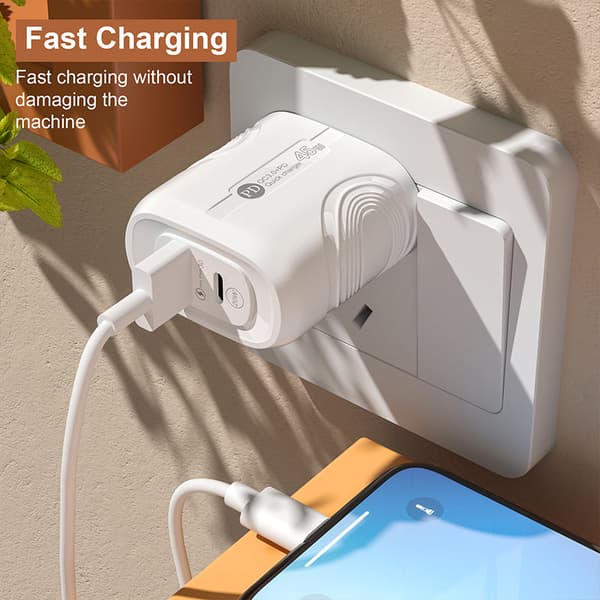 Hurtig Dobbelt Oplader med USB & USB-C (25W)